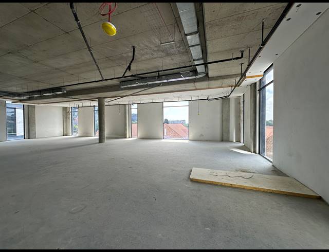1,601M² OFFICE TO LET IN SANDTON CENTRAL